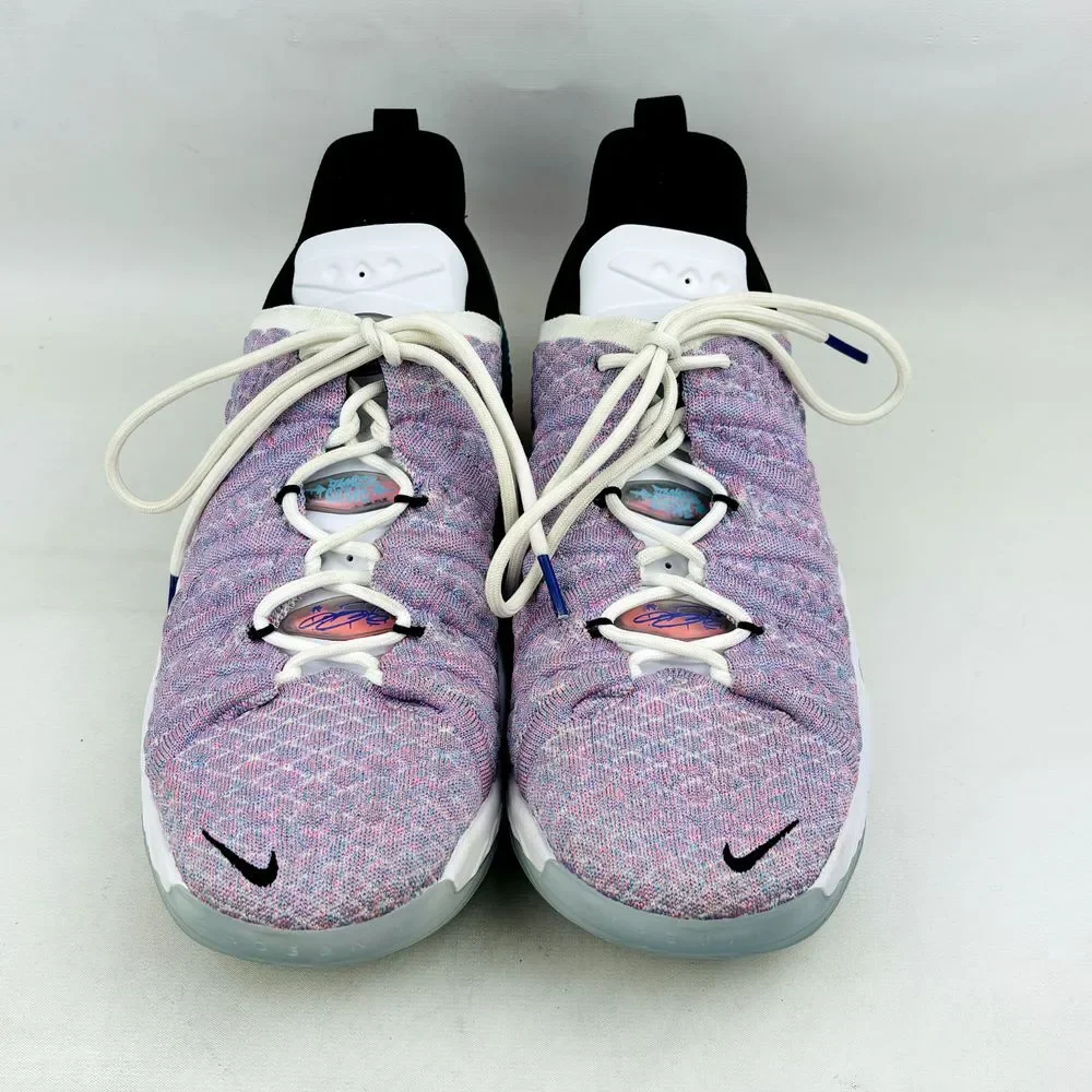 Nike Big Kid's Lebron 18 GS Graffiti‎ Basketball Shoes Youth 7 Purple CW2760-900